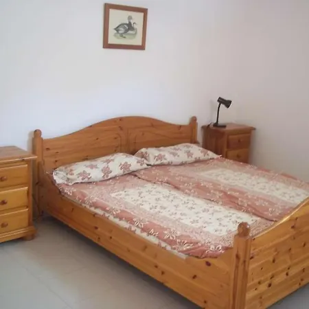Sleeps 4 Wifi T691442 * Famara