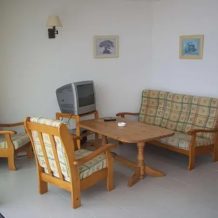 Sleeps 4 Wifi T691442 Semesterbostad Famara