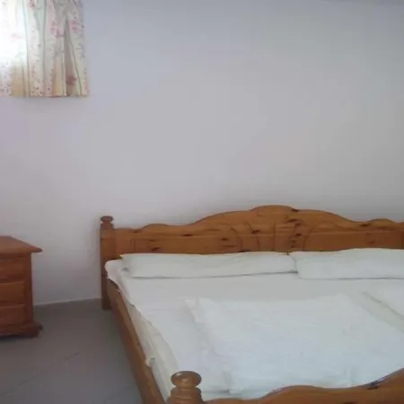 Sleeps 4 Wifi T691442 Semesterbostad Famara